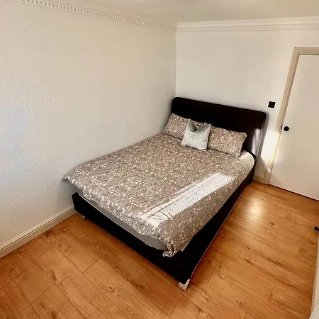 Flat 5 - Stay In Aldgate London Exterior photo