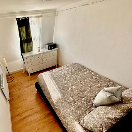 Flat 5 - Stay In Aldgate London Exterior photo